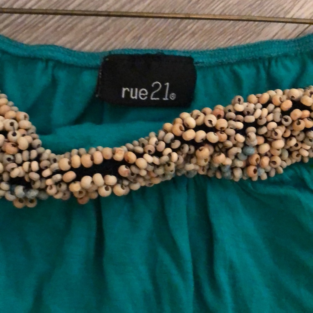 Womens Rue21 crop top - Picture 2 of 3